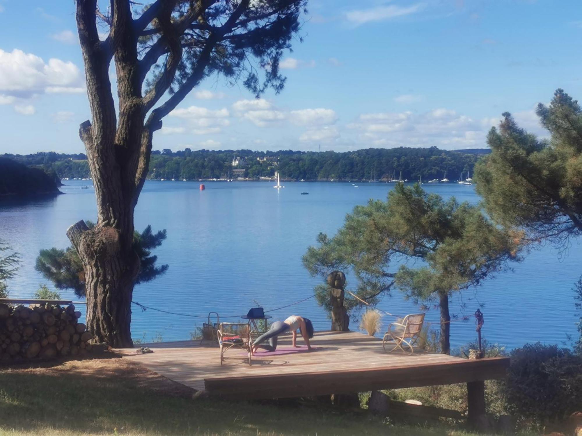 Les Pieds Dans L'eau